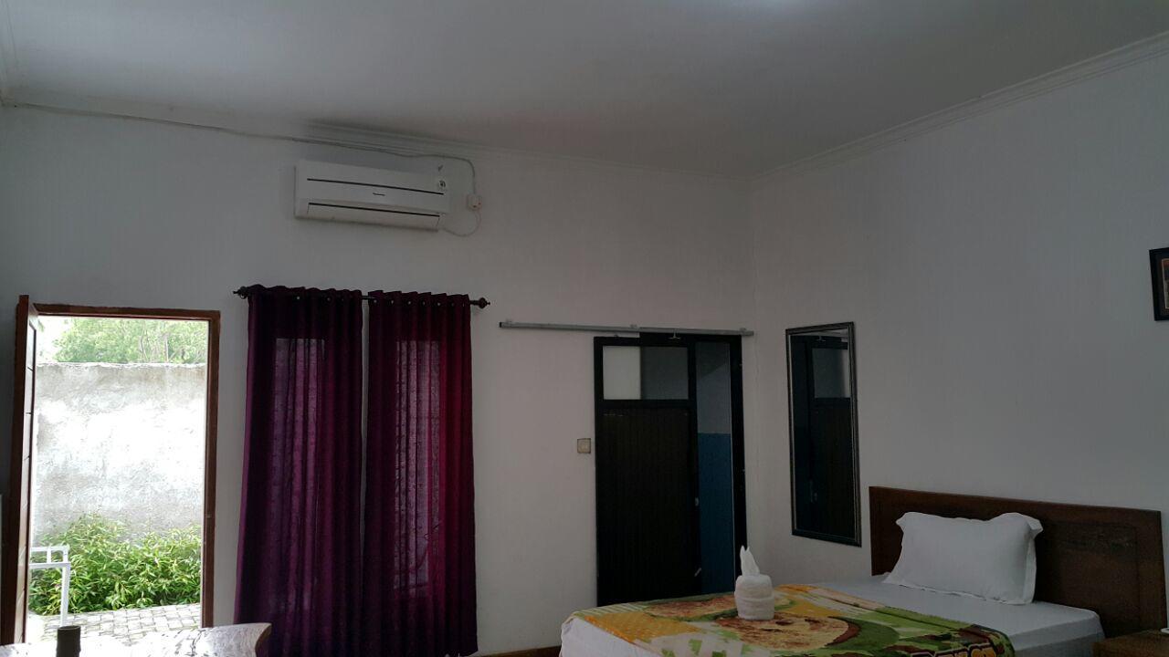 Jo Homestay Selong Belanak Exterior foto